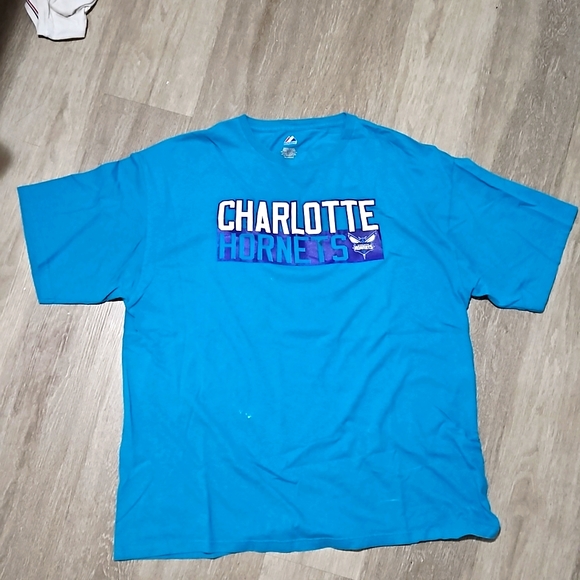 Charlotte Hornets t-shirt - Picture 1 of 4